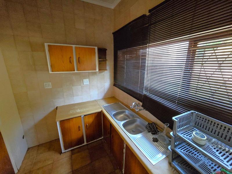 5 Bedroom Property for Sale in Uvongo KwaZulu-Natal