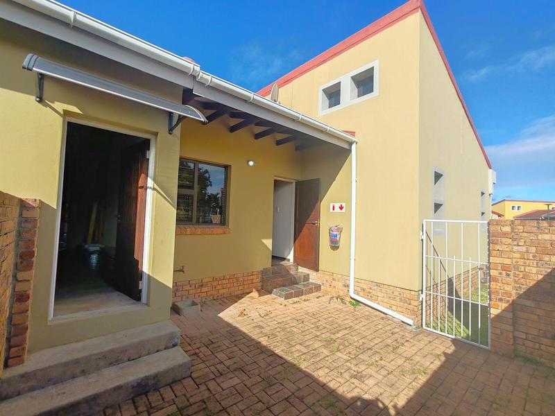 3 Bedroom Property for Sale in Uvongo KwaZulu-Natal