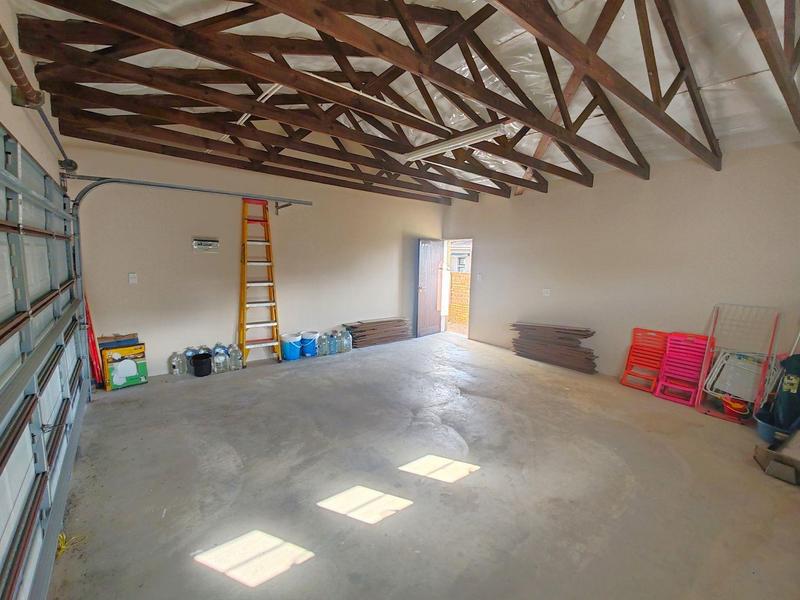 3 Bedroom Property for Sale in Uvongo KwaZulu-Natal