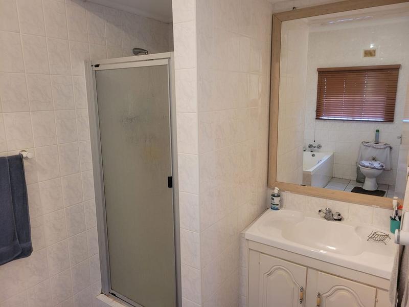 3 Bedroom Property for Sale in Uvongo Beach KwaZulu-Natal