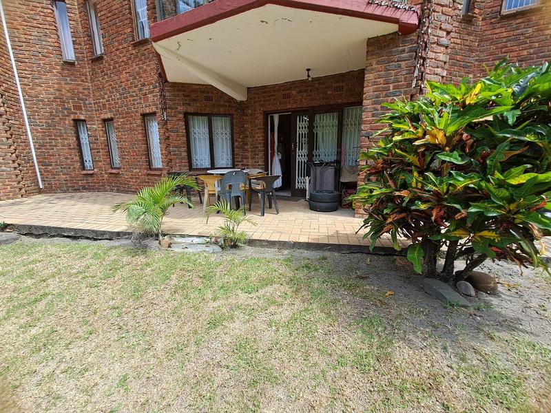 2 Bedroom Property for Sale in Uvongo Beach KwaZulu-Natal