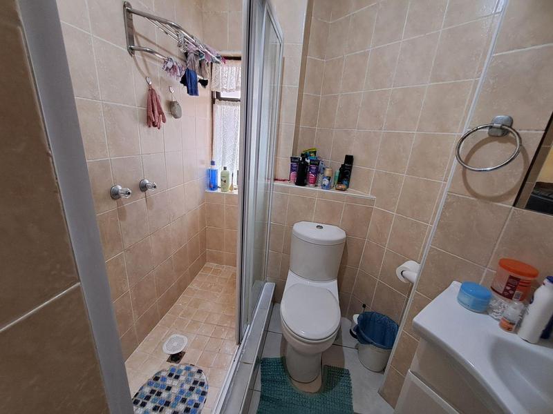 2 Bedroom Property for Sale in Uvongo Beach KwaZulu-Natal