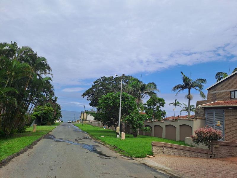 2 Bedroom Property for Sale in Uvongo Beach KwaZulu-Natal