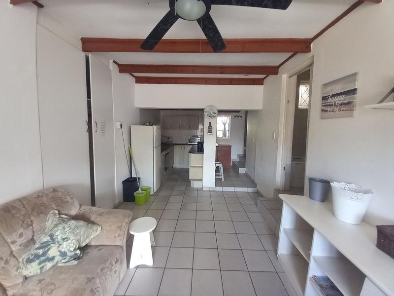 2 Bedroom Property for Sale in Uvongo Beach KwaZulu-Natal