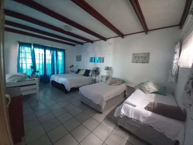 2 Bedroom Property for Sale in Uvongo Beach KwaZulu-Natal