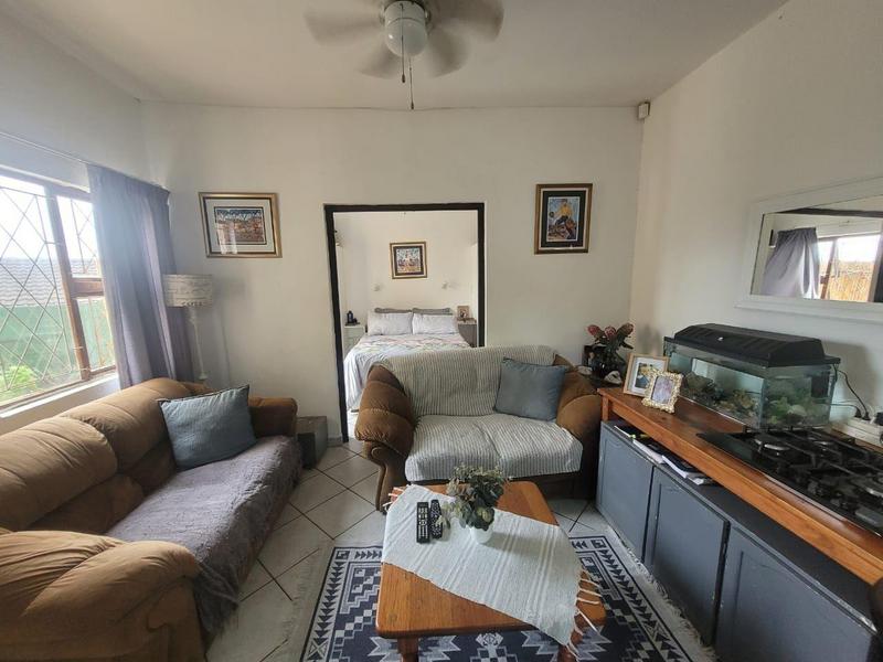 1 Bedroom Property for Sale in Uvongo Beach KwaZulu-Natal