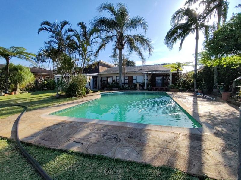 5 Bedroom Property for Sale in St Michaels On Sea KwaZulu-Natal
