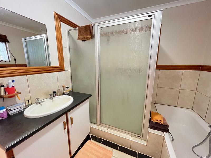5 Bedroom Property for Sale in Banners Rest KwaZulu-Natal