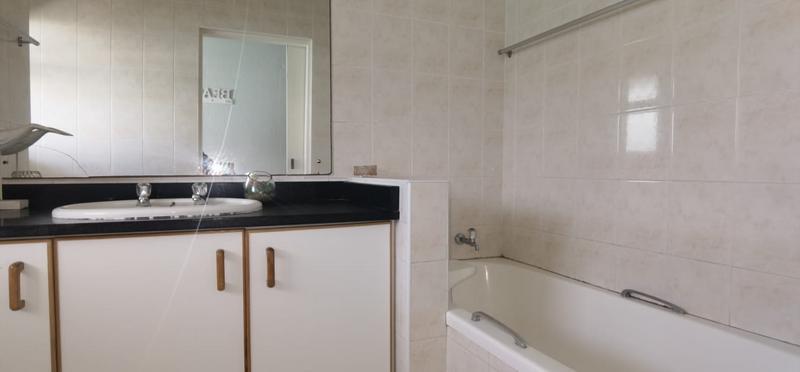2 Bedroom Property for Sale in Margate Beach KwaZulu-Natal