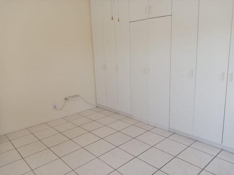 To Let 4 Bedroom Property for Rent in Margate KwaZulu-Natal
