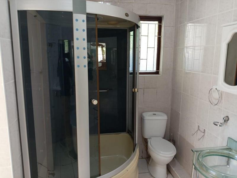 To Let 4 Bedroom Property for Rent in Margate KwaZulu-Natal