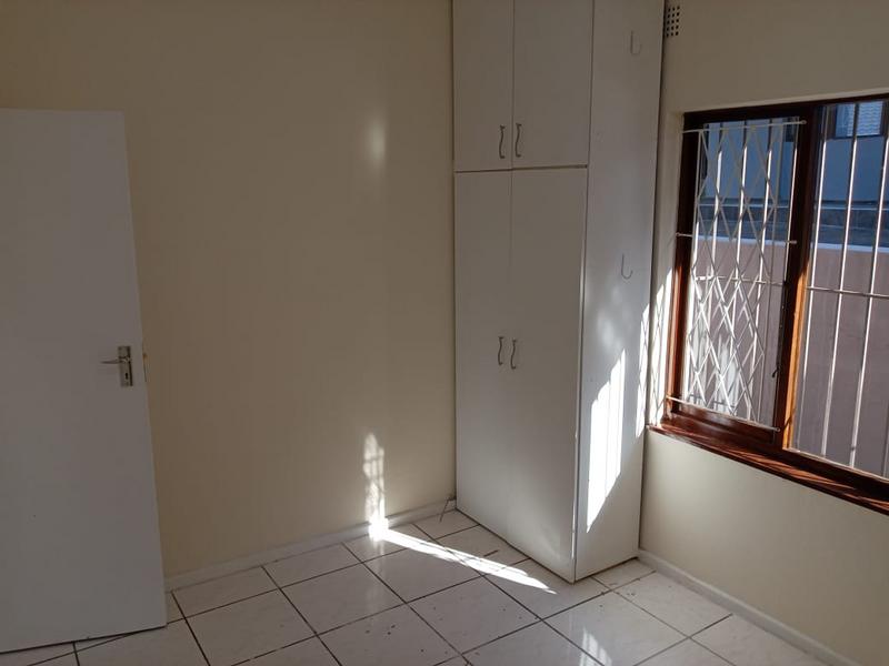To Let 4 Bedroom Property for Rent in Margate KwaZulu-Natal