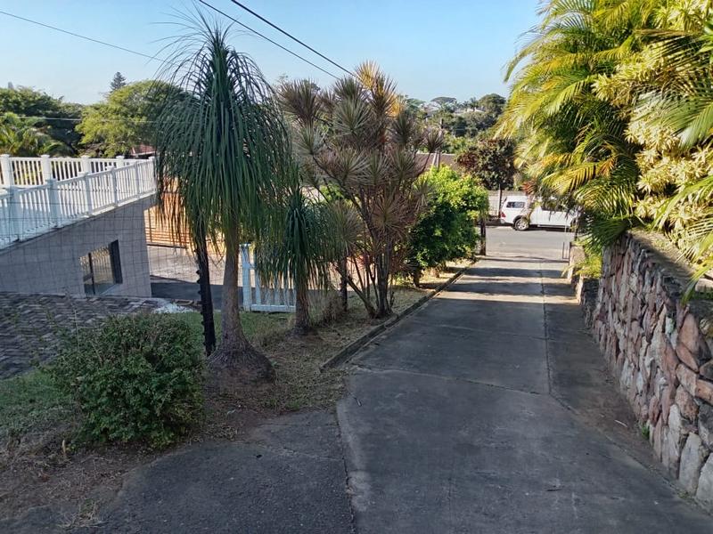 To Let 4 Bedroom Property for Rent in Margate KwaZulu-Natal