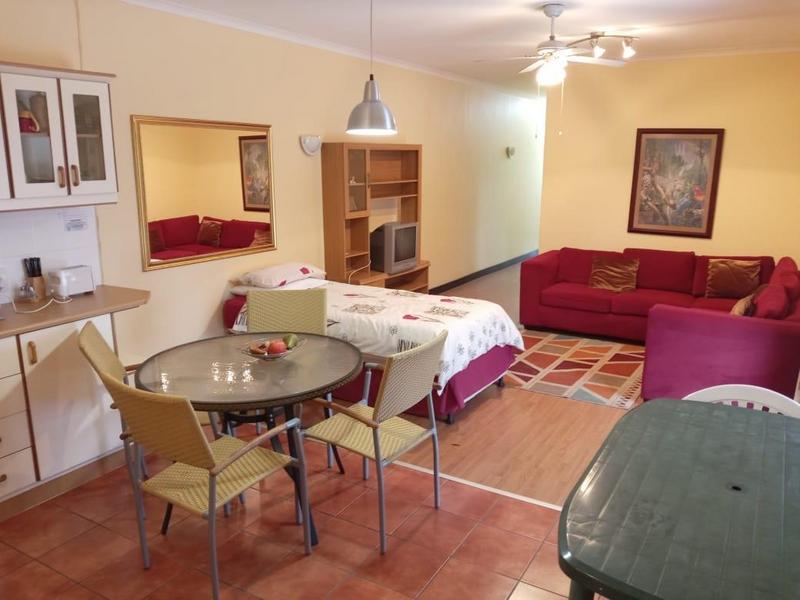 To Let 2 Bedroom Property for Rent in Margate KwaZulu-Natal