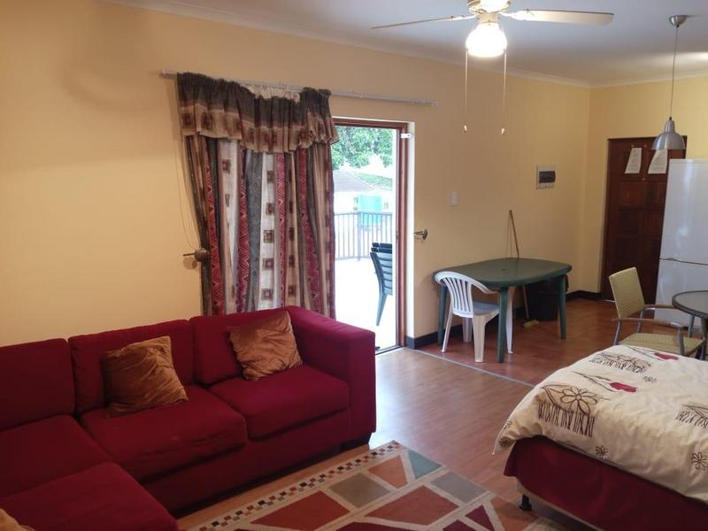 To Let 2 Bedroom Property for Rent in Margate KwaZulu-Natal