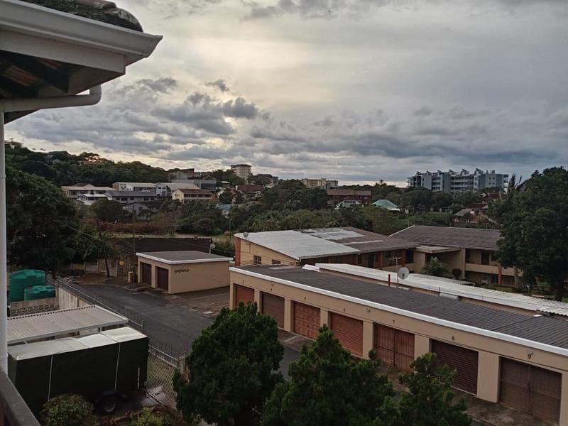 To Let 2 Bedroom Property for Rent in Margate KwaZulu-Natal
