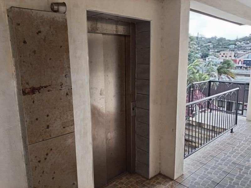 To Let 2 Bedroom Property for Rent in Margate KwaZulu-Natal