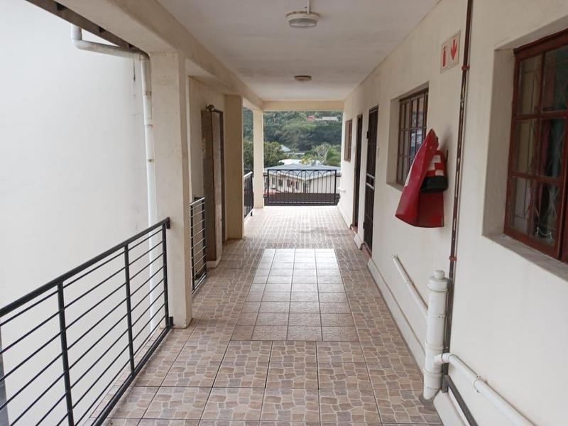 To Let 2 Bedroom Property for Rent in Margate KwaZulu-Natal