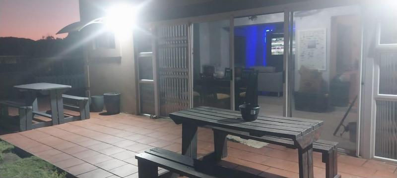 8 Bedroom Property for Sale in Hibberdene KwaZulu-Natal
