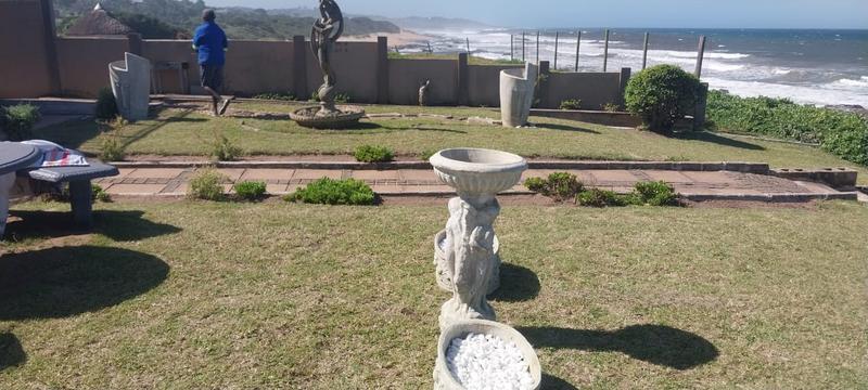 8 Bedroom Property for Sale in Hibberdene KwaZulu-Natal