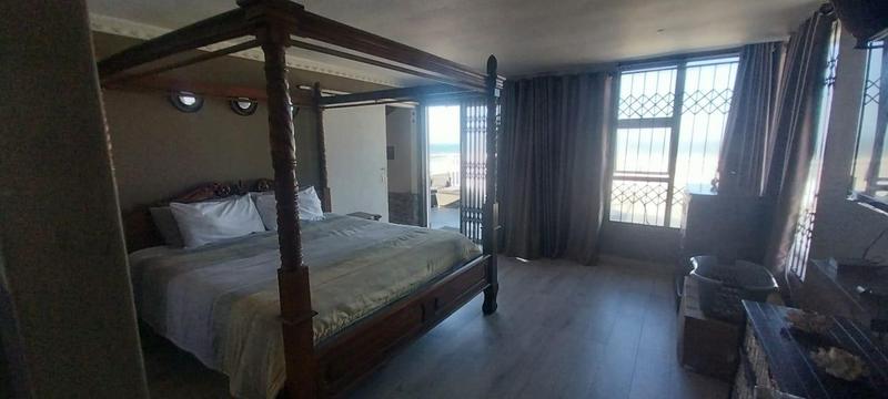 8 Bedroom Property for Sale in Hibberdene KwaZulu-Natal