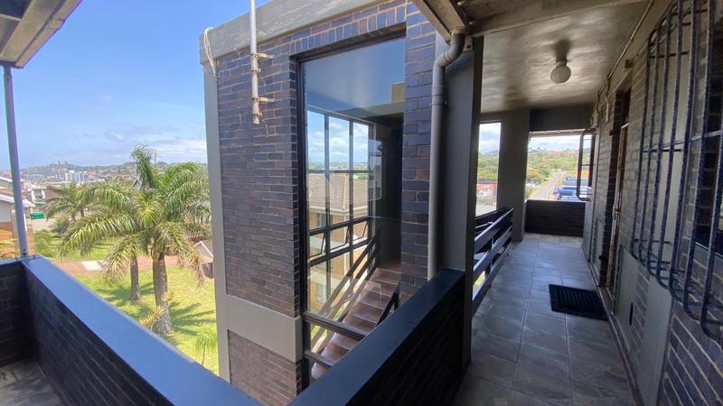 2 Bedroom Property for Sale in Margate Beach KwaZulu-Natal