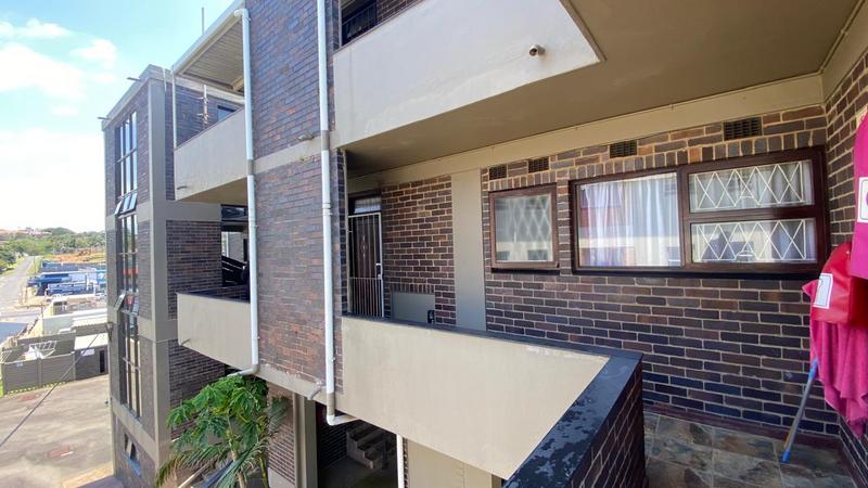 2 Bedroom Property for Sale in Margate Beach KwaZulu-Natal