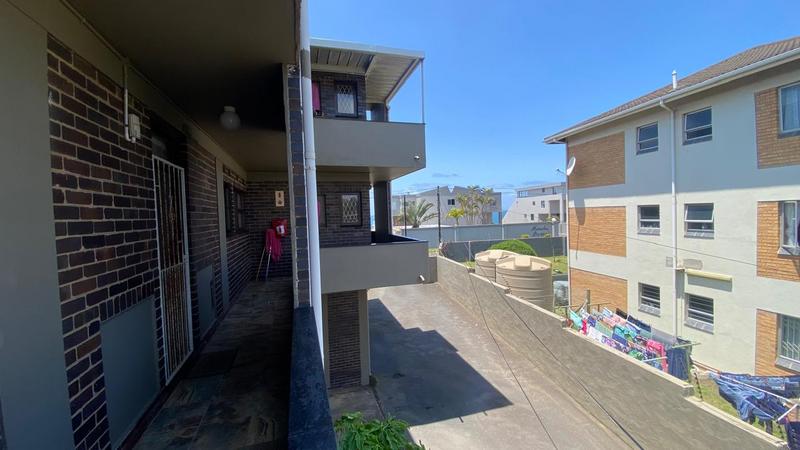 2 Bedroom Property for Sale in Margate Beach KwaZulu-Natal