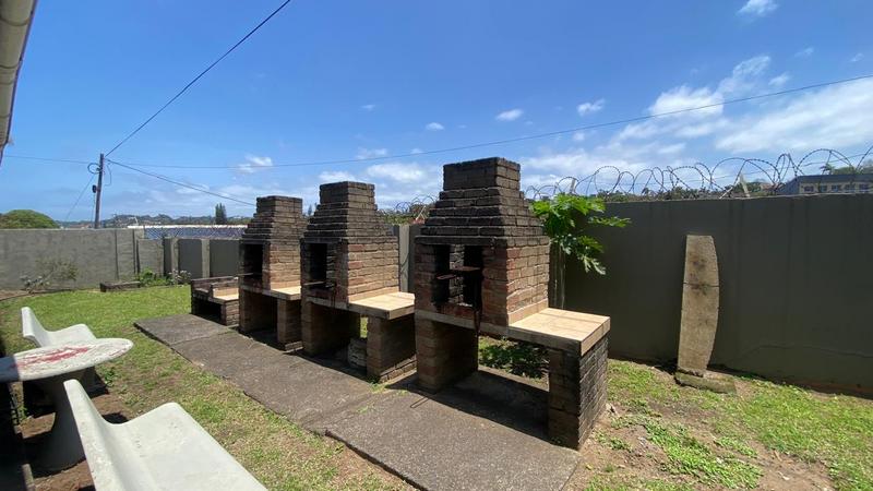 2 Bedroom Property for Sale in Margate Beach KwaZulu-Natal
