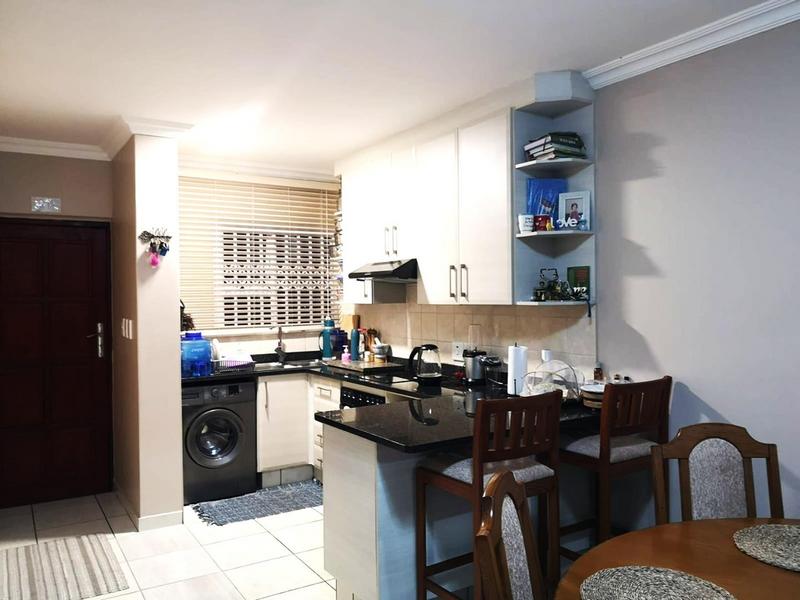 2 Bedroom Property for Sale in Uvongo KwaZulu-Natal