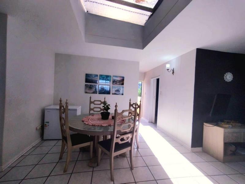 3 Bedroom Property for Sale in Margate Beach KwaZulu-Natal