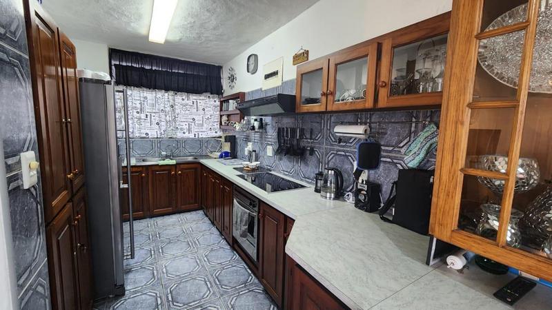 3 Bedroom Property for Sale in Margate KwaZulu-Natal