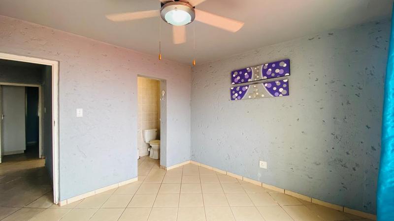 2 Bedroom Property for Sale in Margate KwaZulu-Natal