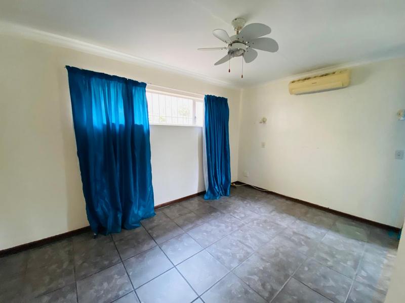 3 Bedroom Property for Sale in Margate KwaZulu-Natal