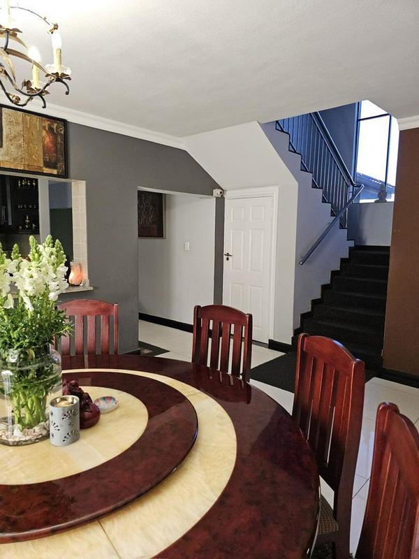 5 Bedroom Property for Sale in Port Shepstone KwaZulu-Natal