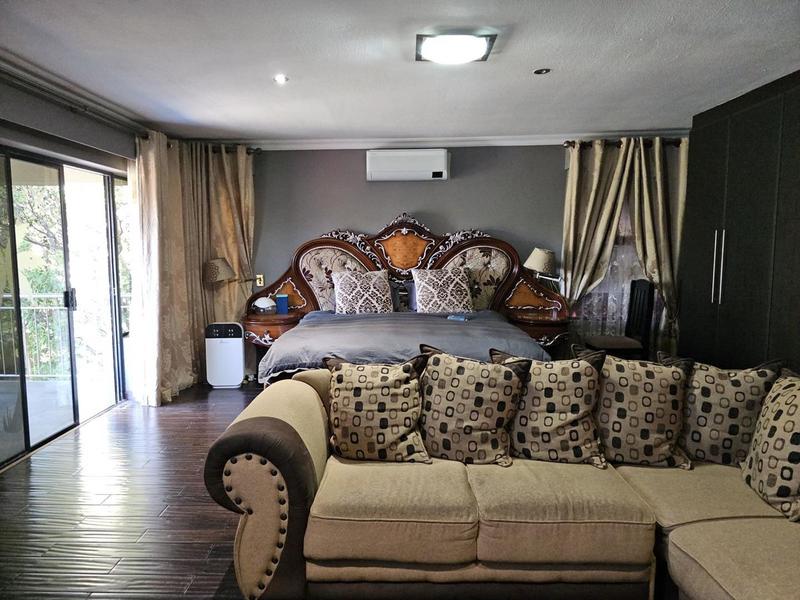 5 Bedroom Property for Sale in Port Shepstone KwaZulu-Natal