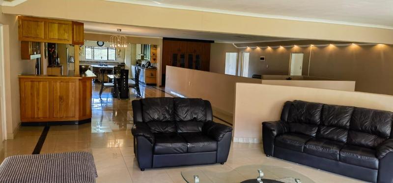 4 Bedroom Property for Sale in Umtentweni KwaZulu-Natal