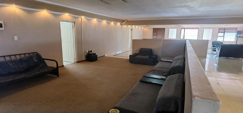 4 Bedroom Property for Sale in Umtentweni KwaZulu-Natal