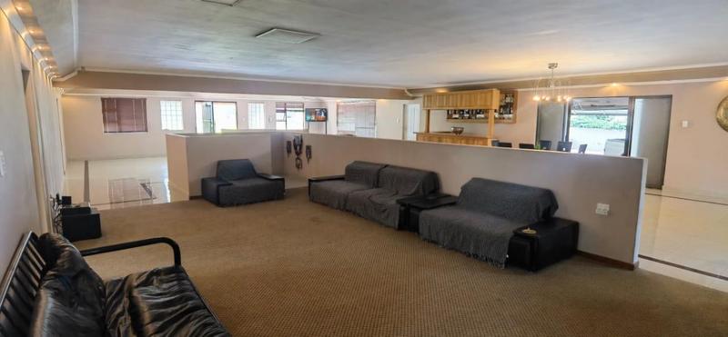 4 Bedroom Property for Sale in Umtentweni KwaZulu-Natal