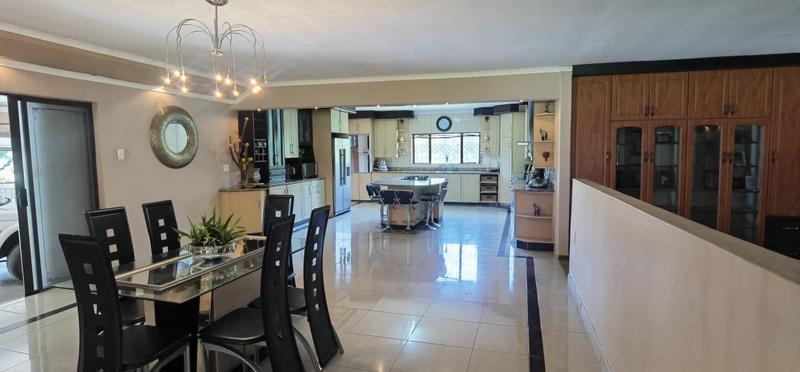 4 Bedroom Property for Sale in Umtentweni KwaZulu-Natal