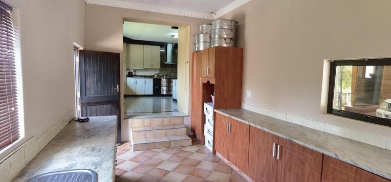 4 Bedroom Property for Sale in Umtentweni KwaZulu-Natal