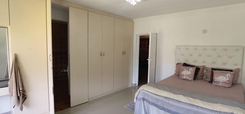 4 Bedroom Property for Sale in Umtentweni KwaZulu-Natal