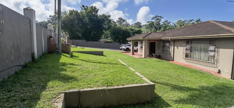 4 Bedroom Property for Sale in Umtentweni KwaZulu-Natal