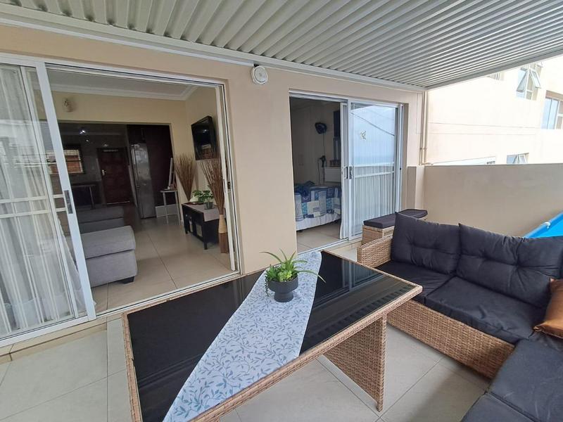 2 Bedroom Property for Sale in Uvongo KwaZulu-Natal