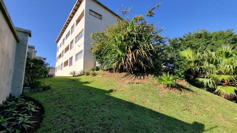2 Bedroom Property for Sale in Uvongo KwaZulu-Natal