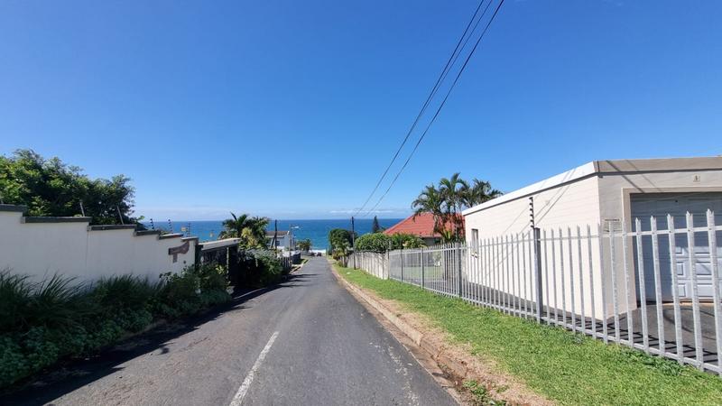 2 Bedroom Property for Sale in Uvongo KwaZulu-Natal