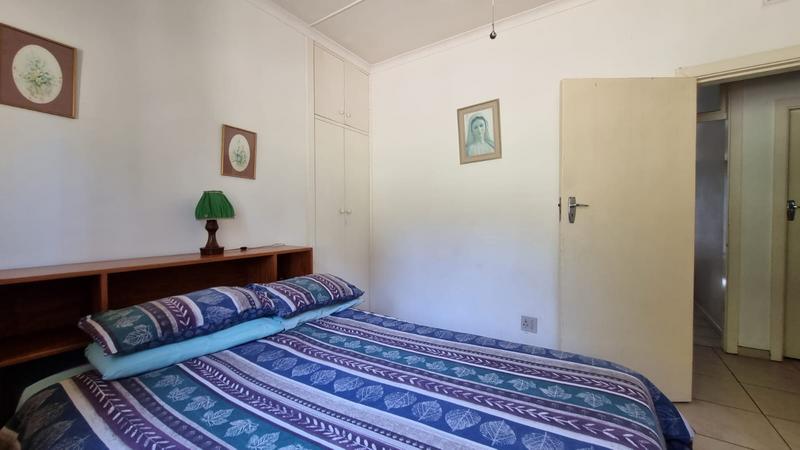 5 Bedroom Property for Sale in Uvongo KwaZulu-Natal