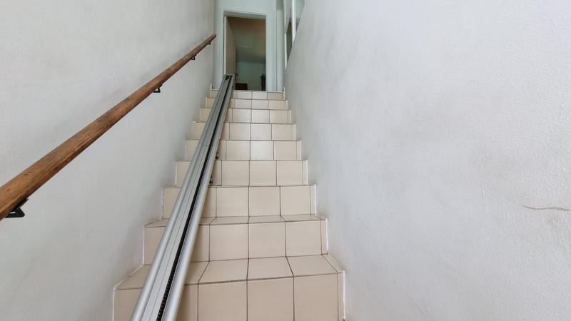 5 Bedroom Property for Sale in Uvongo KwaZulu-Natal