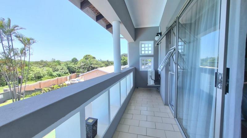 5 Bedroom Property for Sale in Uvongo KwaZulu-Natal