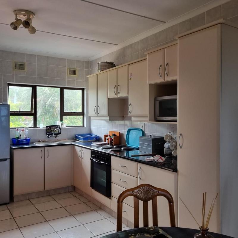 2 Bedroom Property for Sale in St Michaels On Sea KwaZulu-Natal